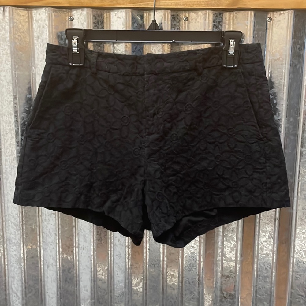 Elle Shorts